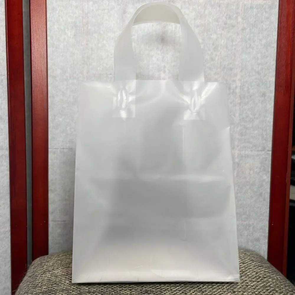 Uline 30 Count Clear Frosted Party Bags/Gift Bags (NEW)